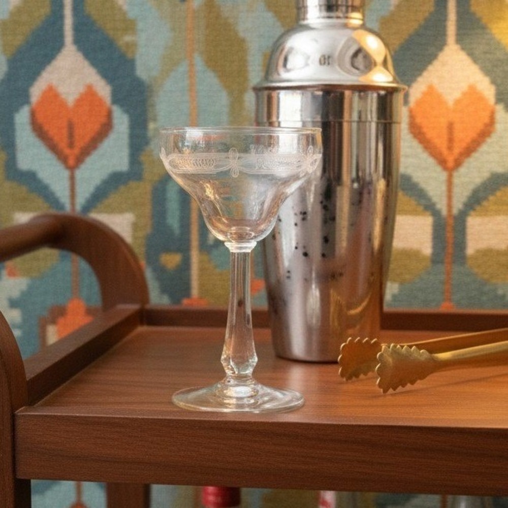 Libbey Needle Etched Cordial Glass, Vintage Liqueur Stemware,‎ Barware Accessory